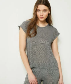 Top à Manches Courtes 10 Top à Manches Courtes -Lingerie Charmeuse 652455302 b