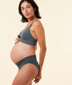 Soutien-gorge N.8 - Le Triangle Sans Armatures -Lingerie Charmeuse 652528022 c