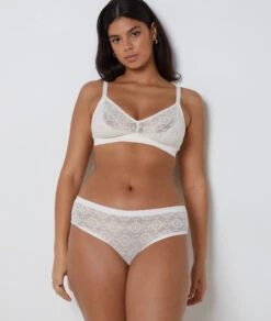 Soutien-gorge N.8 - Le Triangle Sans Armatures 9 Soutien-gorge N.8 - Le Triangle Sans Armatures -Lingerie Charmeuse 653086680 6