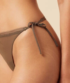 String En Tulle 10 String En Tulle -Lingerie Charmeuse 653115844 b