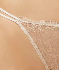 String En Dentelle Irisée -Lingerie Charmeuse 653454680 b