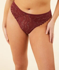 Tanga En Dentelle Irisé