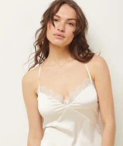 Nuisette Satiné Détails Dos -Lingerie Charmeuse 653798501 c