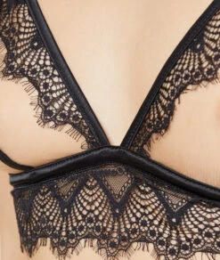 Triangle Sans Armatures -Lingerie Charmeuse 653806905 b