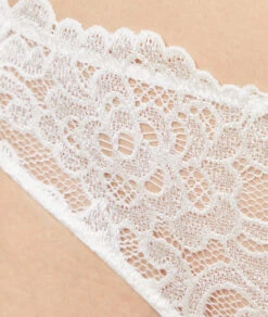 Tanga High Leg En Dentelle -Lingerie Charmeuse 653816280 b