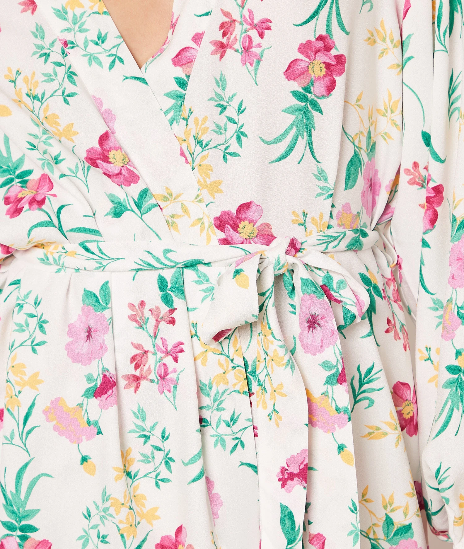 Déshabillé Court Fleuri 6 Déshabillé Court Fleuri – Image 4